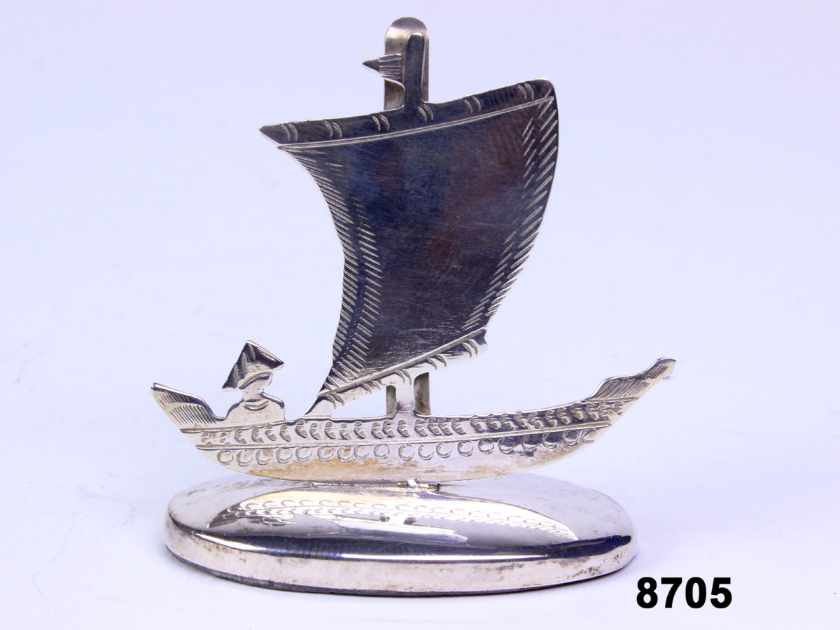 4 Silver Place Setting Holders - Image 2