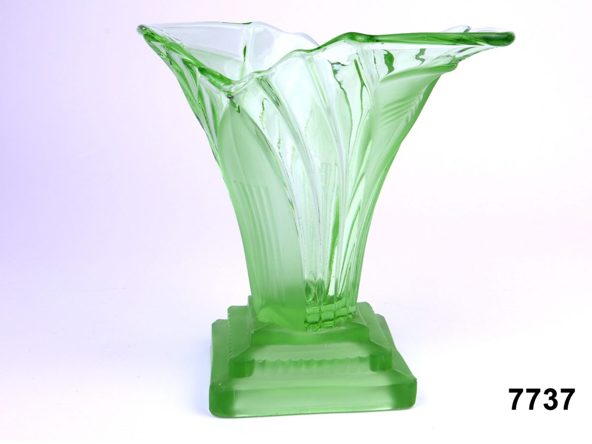 30s Deco Glass Vase - Image 4