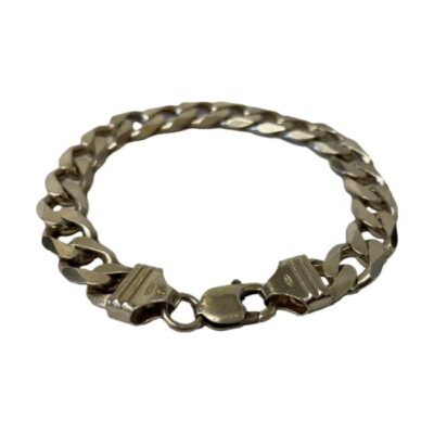 Solid sterling silver curb chain bracelet. A nice chunky and heavy flat curb chain bracelet. Hallmarked 925 to both chain ends and the clasp. Weight 32gms. Photo of bracelet laid on flat surface in a circle with the clasp in the centre foreground and closed.