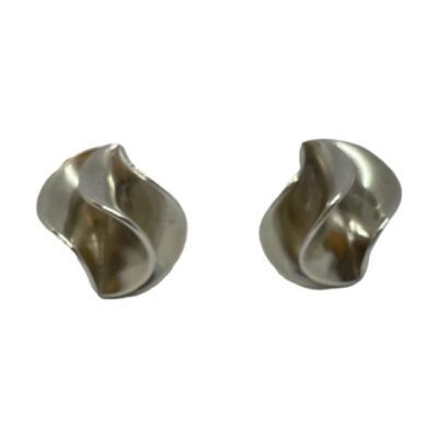 Georg Jensen silver clip-on earrings c1990s. A generous sized pair of modernist sterling silver clip-on earrings designed by Nanna Ditzel for Georg Jensen. Comes in original box. Both clips are in good working order. Hallmarked Georg Jensen 925 with No367 to the base of the clips and import silver mark to back of earrings. Measures 28mm by 25mm. Photo of both earrings side by side and seen forward facing.